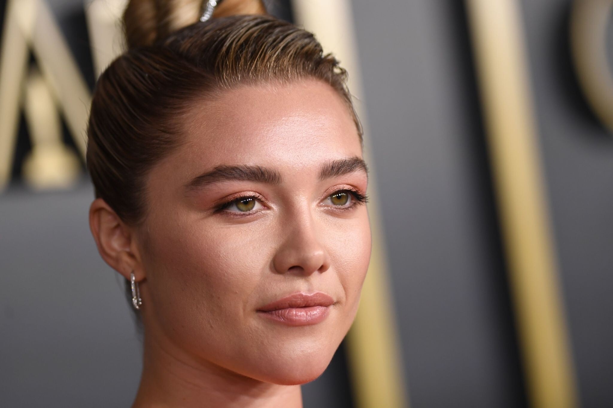 Florence Pugh Biography, Wiki, Age, Height, Boyfriend, Husband, Children, Movies, Wallpaper