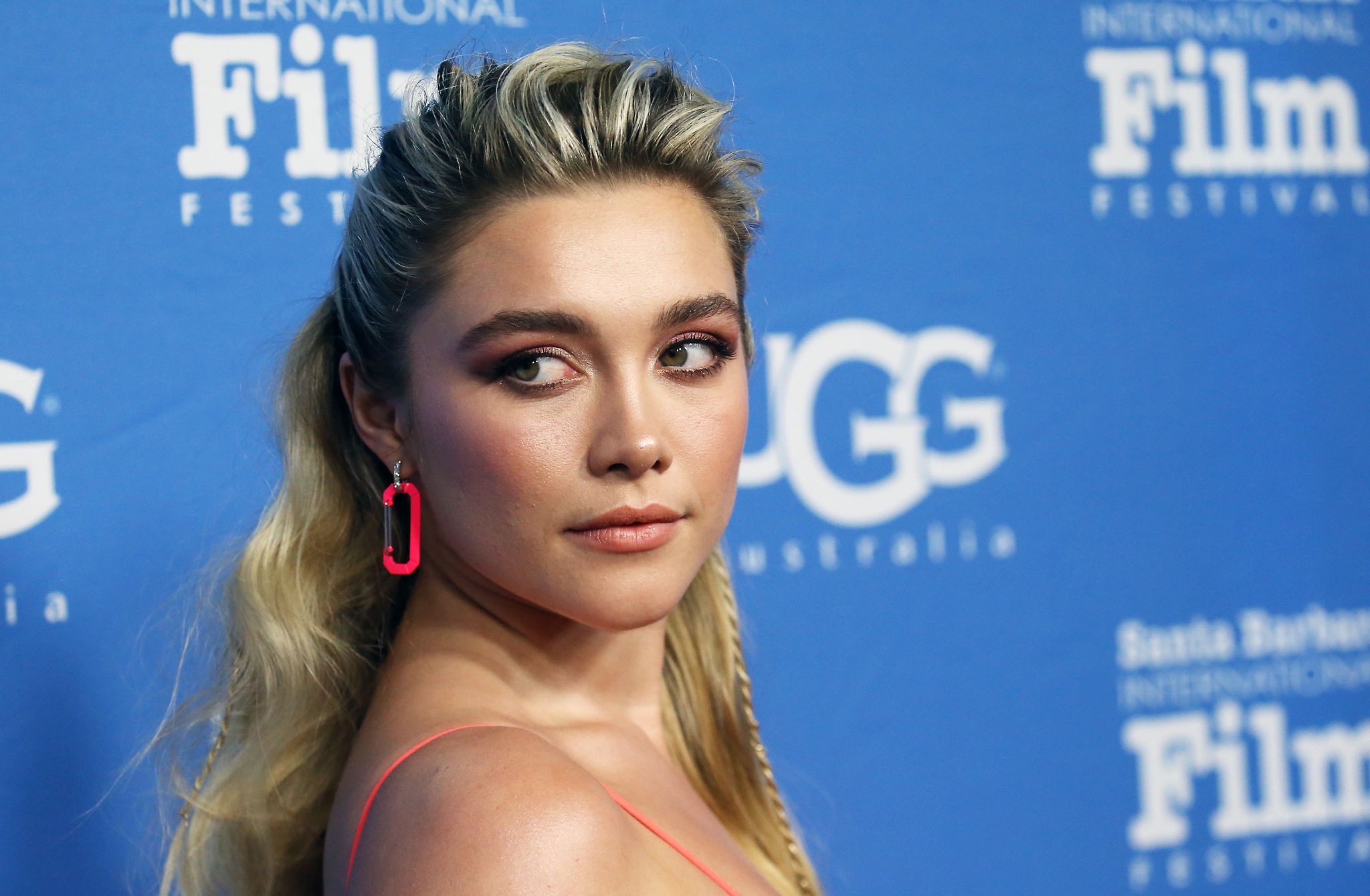 Florence Pugh Biography, Wiki, Age, Height, Boyfriend, Husband, Children, Movies, Wallpaper