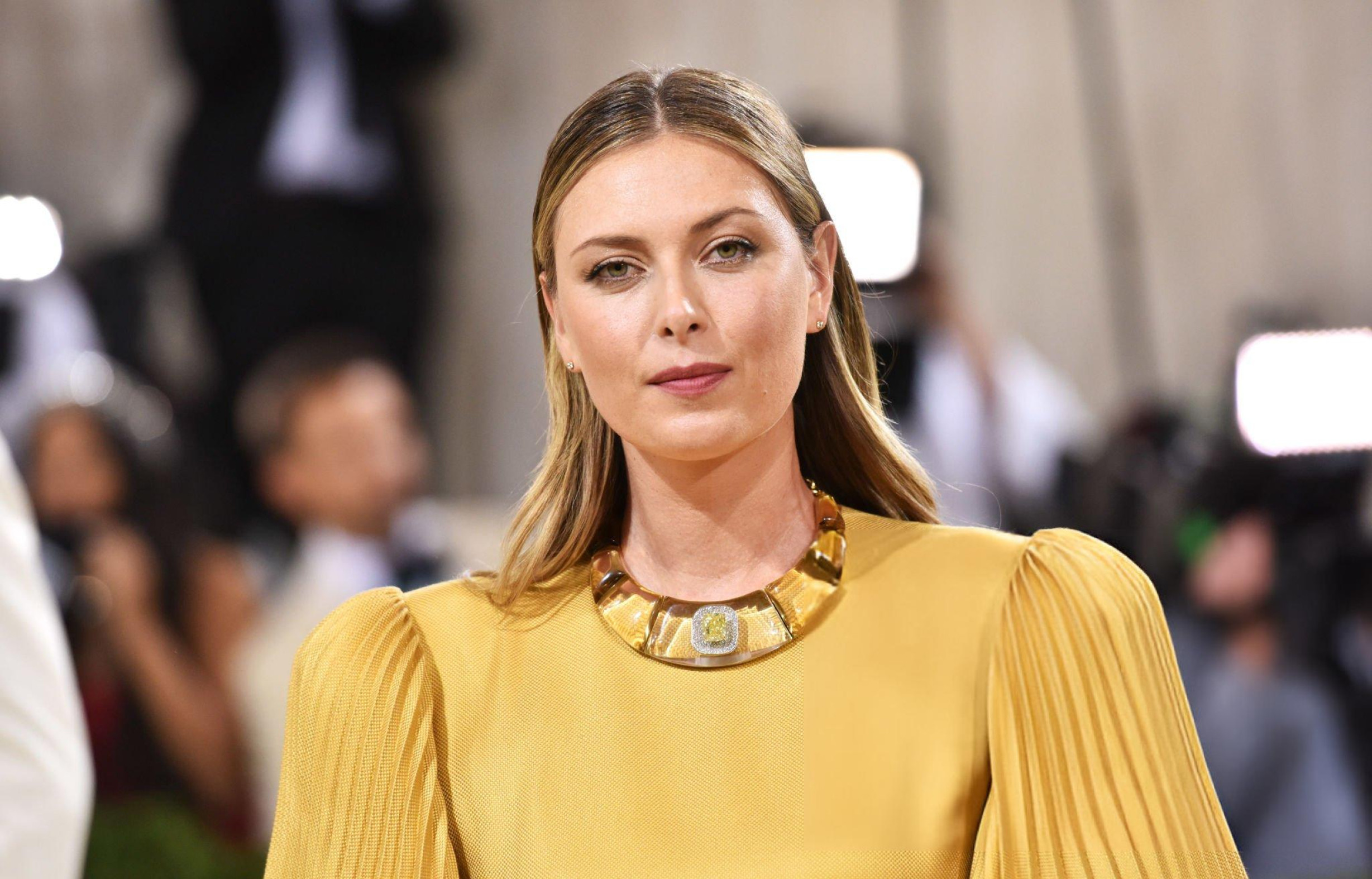 Maria Sharapova Biography, Wiki, Age, Height, Boyfriend, Husband, Networth, Wallpaper