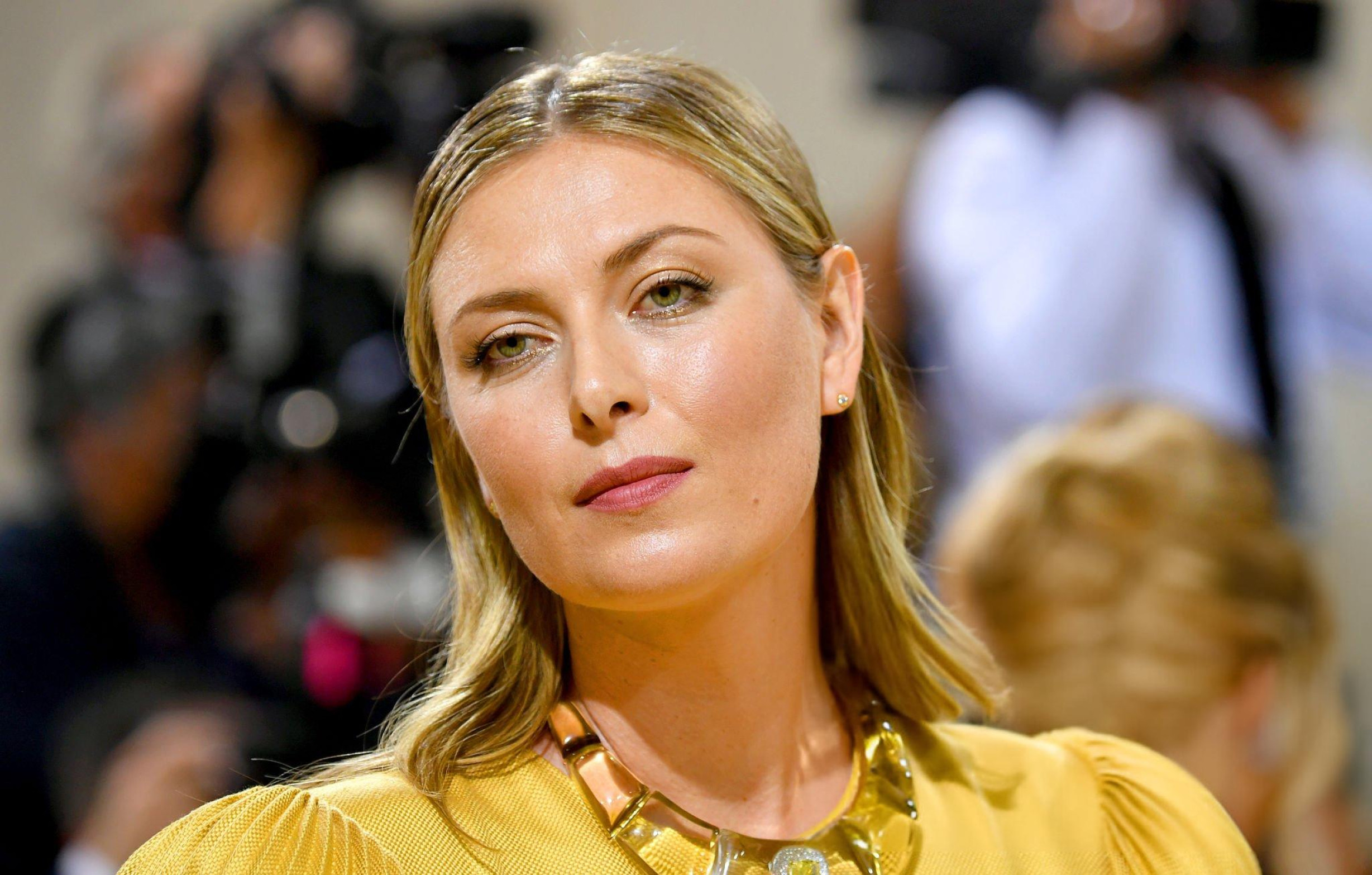 Maria Sharapova Biography, Wiki, Age, Height, Boyfriend, Husband, Networth, Wallpaper